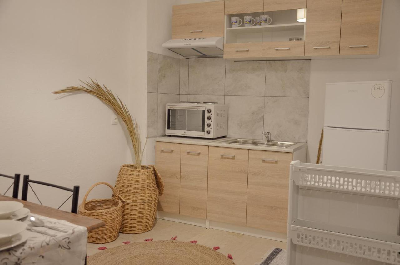 Vel Boutique Suites Agia Galini  Exterior photo